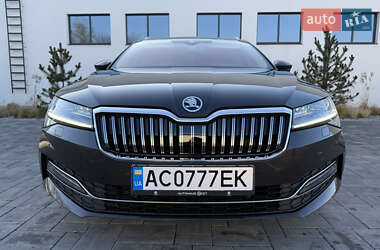 Універсал Skoda Superb 2019 в Луцьку