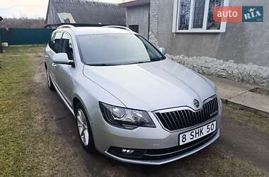 Универсал Skoda Superb 2013 в Любомле