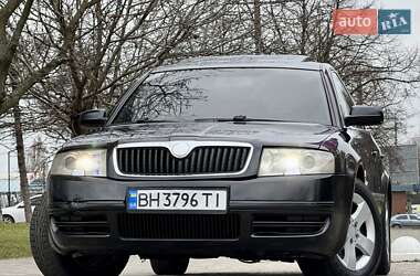 Лифтбек Skoda Superb 2003 в 
