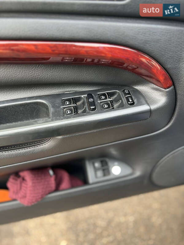 Ліфтбек Skoda Superb 2002 в Запоріжжі
