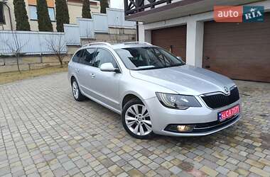 Універсал Skoda Superb 2013 в Хмельницькому