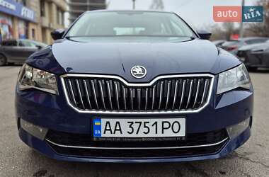 Ліфтбек Skoda Superb 2017 в Києві