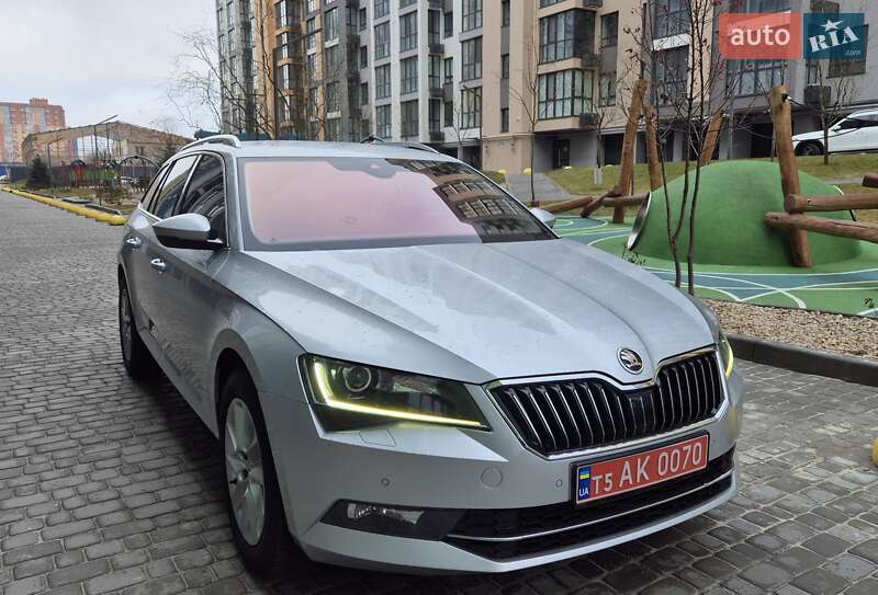 Универсал Skoda Superb 2016 в 
