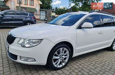 Универсал Skoda Superb 2010 в Ужгороде