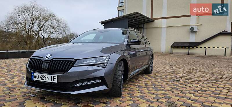 Универсал Skoda Superb 2022 в Киеве