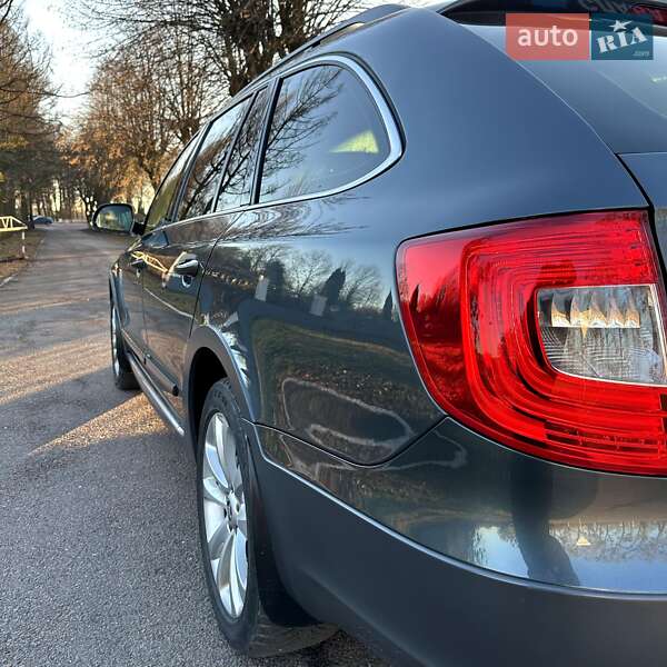 Универсал Skoda Superb 2014 в Звягеле