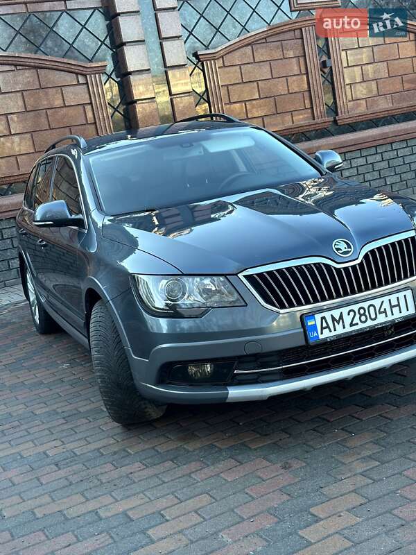 Универсал Skoda Superb 2014 в Звягеле
