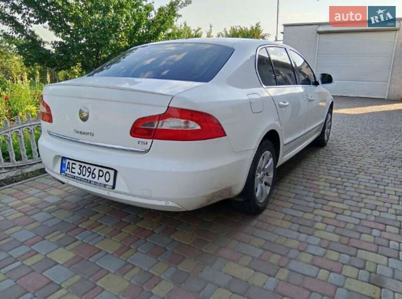 Універсал Skoda Superb 2012 в Кривому Розі