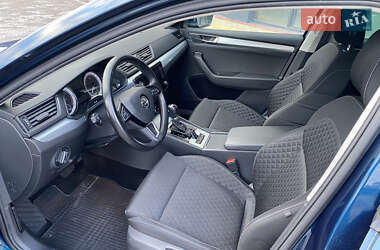 Универсал Skoda Superb 2020 в 