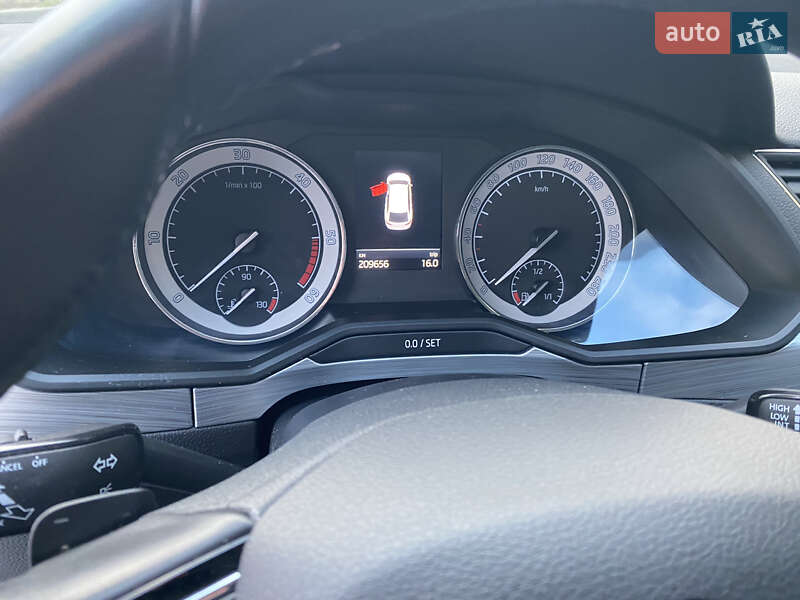 Универсал Skoda Superb 2020 в Луцке