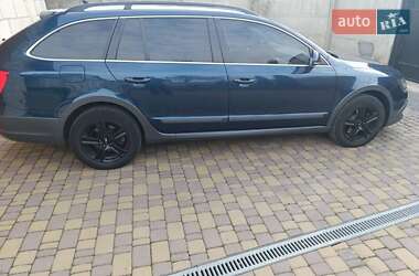 Универсал Skoda Superb 2015 в 