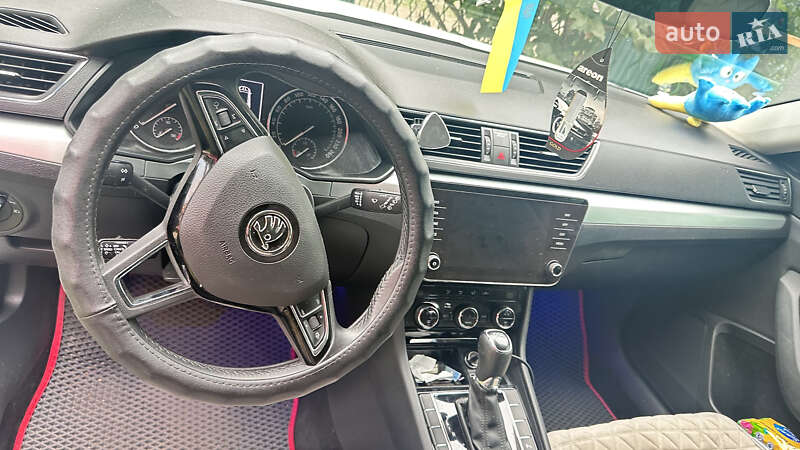 Универсал Skoda Superb 2018 в Хмельницком