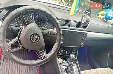 Универсал Skoda Superb 2018 в 
