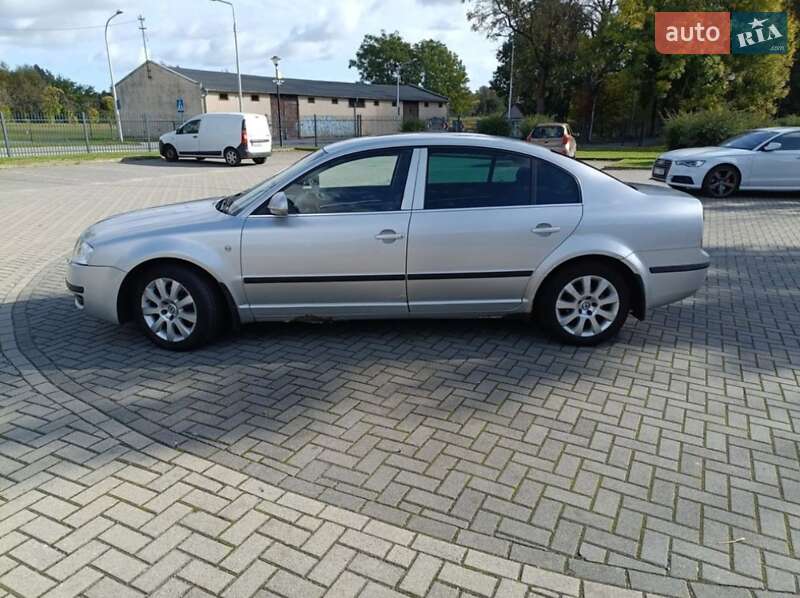 Ліфтбек Skoda Superb 2001 в Слов'янську