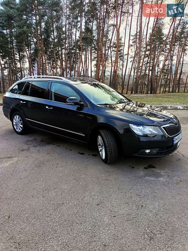 Універсал Skoda Superb 2014 в Харкові