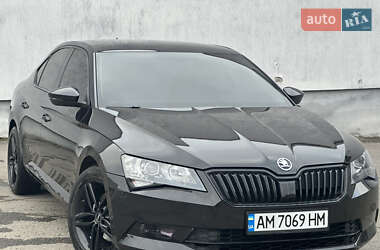 Ліфтбек Skoda Superb 2018 в Львові