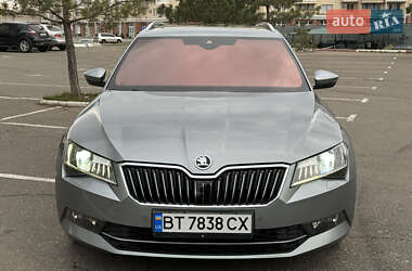 Универсал Skoda Superb 2015 в 