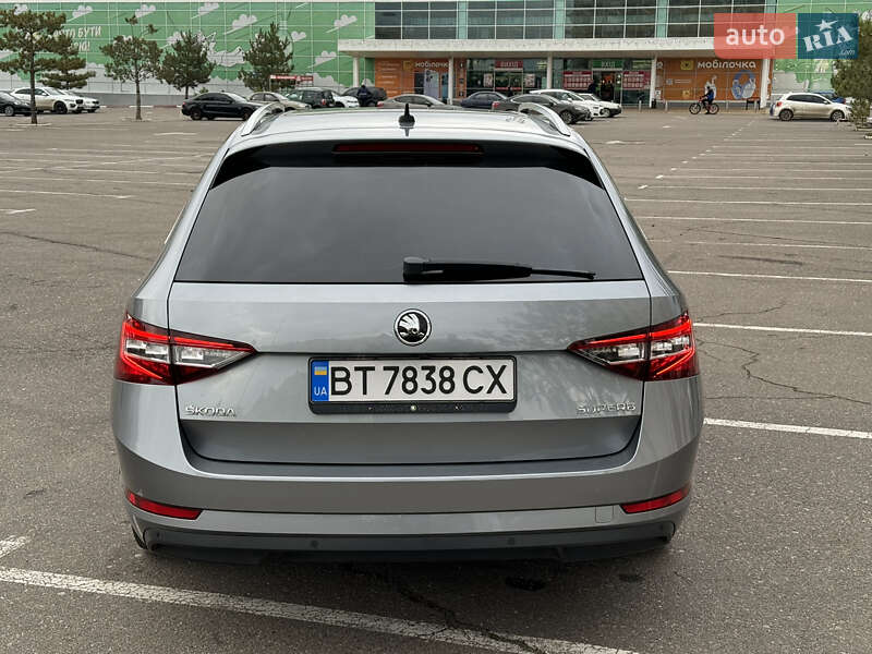 Универсал Skoda Superb 2015 в Николаеве
