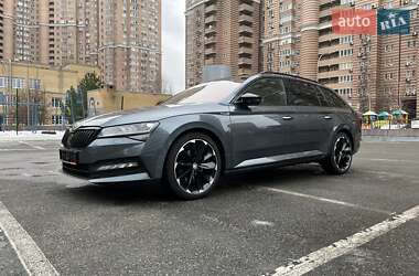 Универсал Skoda Superb 2020 в Киеве