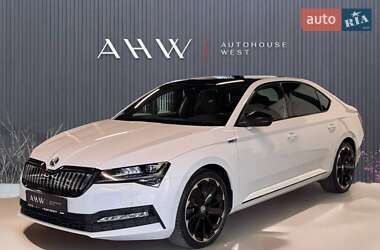 Лифтбек Skoda Superb 2019 в Львове