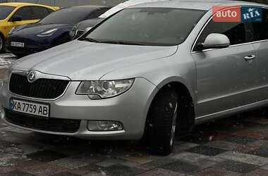 Ліфтбек Skoda Superb 2013 в Києві