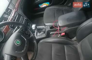 Лифтбек Skoda Superb 2010 в Запорожье