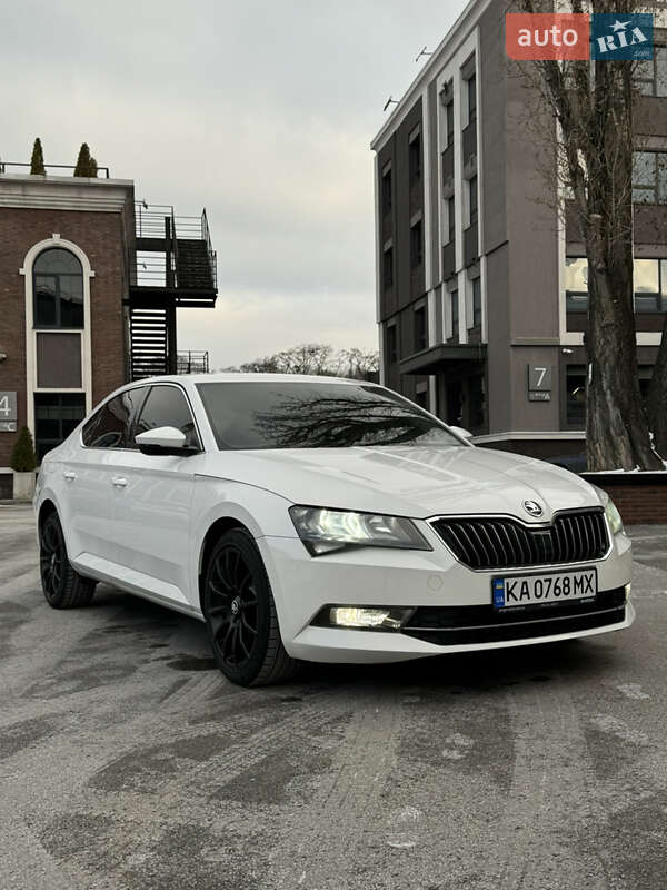Skoda Superb 2015