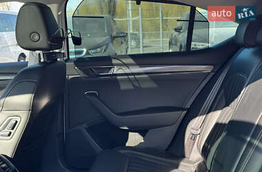 Лифтбек Skoda Superb 2019 в 