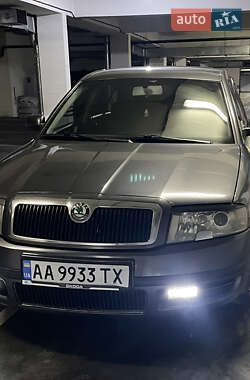 Ліфтбек Skoda Superb 2005 в Києві