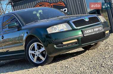 Лифтбек Skoda Superb 2003 в Стрые