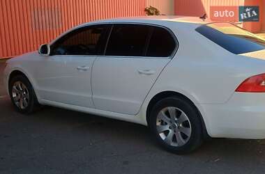 Лифтбек Skoda Superb 2009 в 
