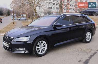 Универсал Skoda Superb 2017 в 