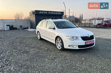 Универсал Skoda Superb 2011 в Луцке