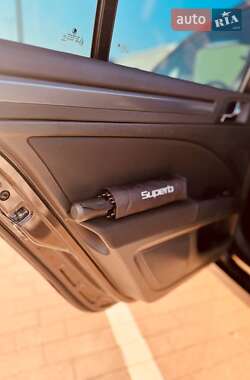 Универсал Skoda Superb 2011 в 
