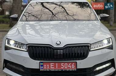 Лифтбек Skoda Superb 2021 в Трускавце