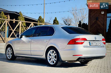 Лифтбек Skoda Superb 2013 в Кривом Роге