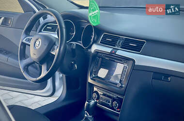 Лифтбек Skoda Superb 2013 в Кривом Роге