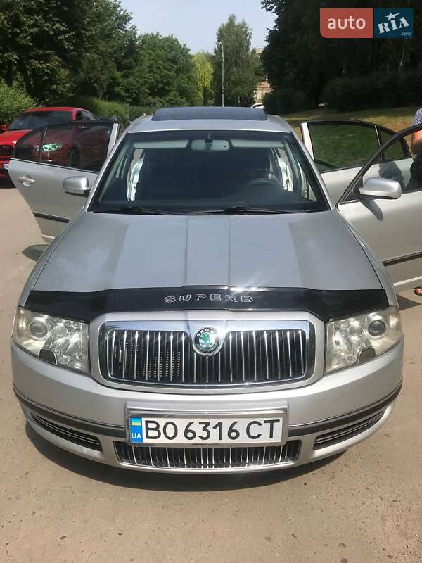 Лифтбек Skoda Superb 2006 в Тернополе