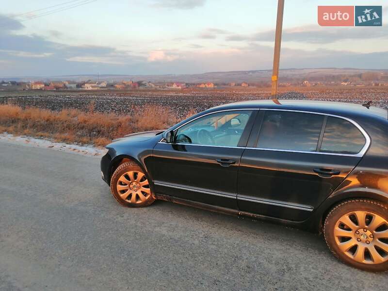 Лифтбек Skoda Superb 2010 в Ивано-Франковске фото 4 Лифтбек Skoda Superb 2010 в Ивано-Франковске