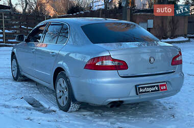 Лифтбек Skoda Superb 2012 в Киеве