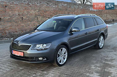 Универсал Skoda Superb 2014 в Ровно