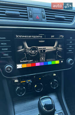 Лифтбек Skoda Superb 2022 в 