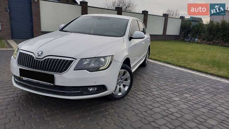 Лифтбек Skoda Superb 2013 в Харькове