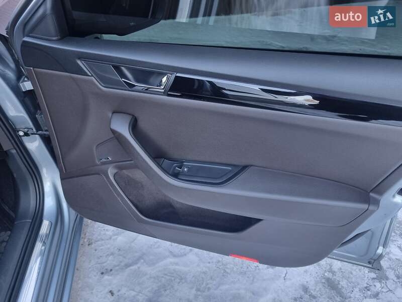 Лифтбек Skoda Superb 2017 в Кременчуге