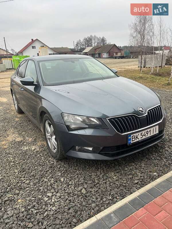 Skoda Superb 2016