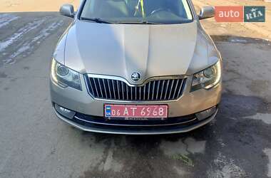 Универсал Skoda Superb 2015 в Житомире