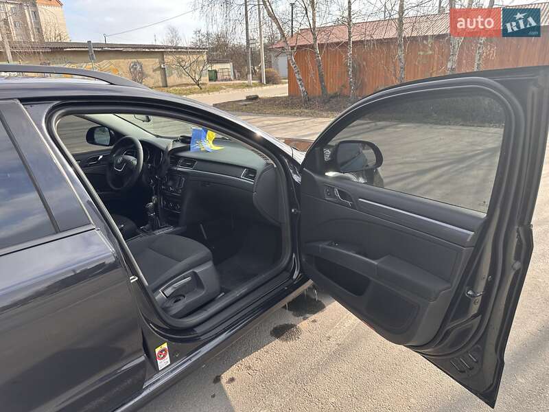 Универсал Skoda Superb 2013 в Ровно