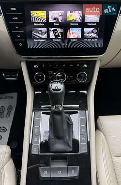 Ліфтбек Skoda Superb 2022 в 