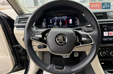 Ліфтбек Skoda Superb 2022 в 