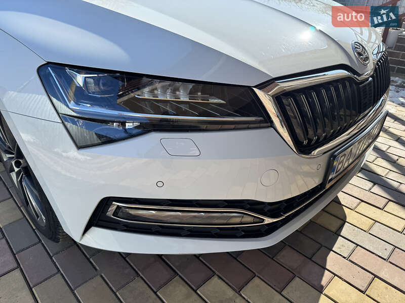 Универсал Skoda Superb 2019 в Кривом Роге
